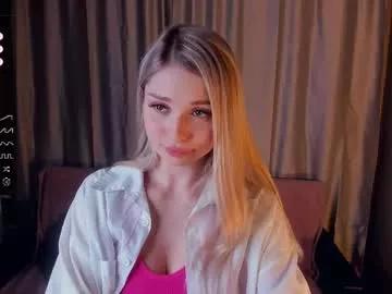 Girls: Stay up-to-date with the new immersive cumshows range and check-out the cutest escorts exhibit their wet clitoris and sweet physiques as they strip off and climax.