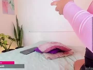 Girls: Stay up-to-date with the new immersive cumshows range and check-out the cutest escorts exhibit their wet clitoris and sweet physiques as they strip off and climax.