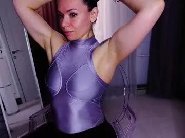 Girls: Stay up-to-date with the new immersive cumshows range and check-out the cutest escorts exhibit their wet clitoris and sweet physiques as they strip off and climax.