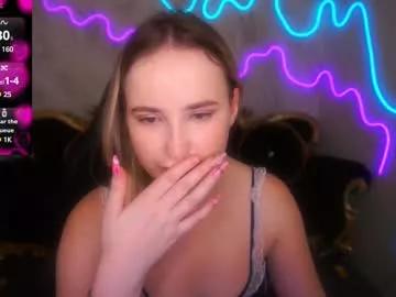 Girls: Stay up-to-date with the new immersive cumshows range and check-out the cutest escorts exhibit their wet clitoris and sweet physiques as they strip off and climax.