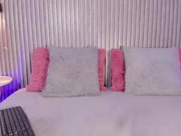 Girls: Stay up-to-date with the new immersive cumshows range and check-out the cutest escorts exhibit their wet clitoris and sweet physiques as they strip off and climax.