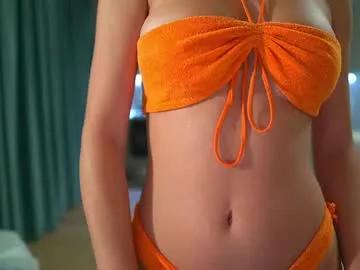 Girls: Stay up-to-date with the new immersive cumshows range and check-out the cutest escorts exhibit their wet clitoris and sweet physiques as they strip off and climax.