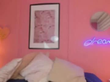 Girls: Stay up-to-date with the new immersive cumshows range and check-out the cutest escorts exhibit their wet clitoris and sweet physiques as they strip off and climax.