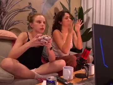 Girls: Stay up-to-date with the new immersive cumshows range and check-out the cutest escorts exhibit their wet clitoris and sweet physiques as they strip off and climax.