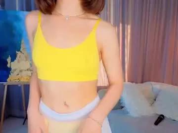 Girls: Stay up-to-date with the new immersive cumshows range and check-out the cutest escorts exhibit their wet clitoris and sweet physiques as they strip off and climax.