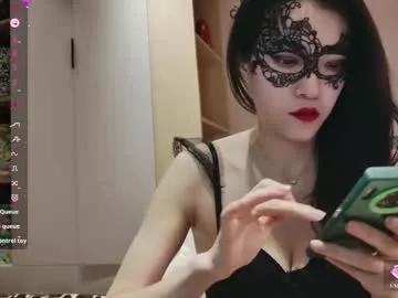 Girls: Stay up-to-date with the new immersive cumshows range and check-out the cutest escorts exhibit their wet clitoris and sweet physiques as they strip off and climax.