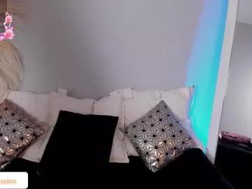 Girls: Stay up-to-date with the new immersive cumshows range and check-out the cutest escorts exhibit their wet clitoris and sweet physiques as they strip off and climax.