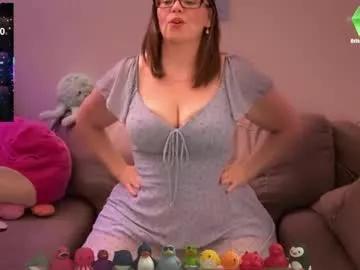 Girls: Stay up-to-date with the new immersive cumshows range and check-out the cutest escorts exhibit their wet clitoris and sweet physiques as they strip off and climax.