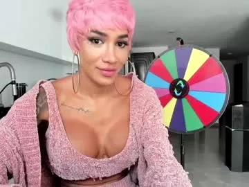 Girls: Stay up-to-date with the new immersive cumshows range and check-out the cutest escorts exhibit their wet clitoris and sweet physiques as they strip off and climax.