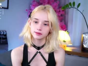 Girls ecstasy: Improve your chatting skills with these steamy streamers, and dive into the immersive world of exposed attraction.