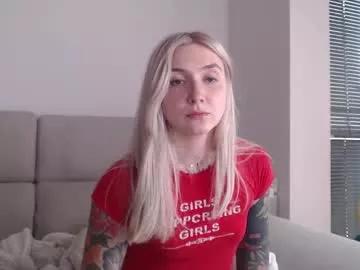 Girls: Stay up-to-date with the new immersive cumshows range and check-out the cutest escorts exhibit their wet clitoris and sweet physiques as they strip off and climax.
