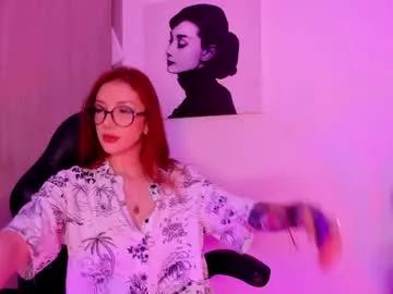 Get enchanted by the vitality and moves of our squirting, brunette and solo webcams. With their steamy costumes and masturbating shows, our gay-couples and nonude cam models are a sight to behold.