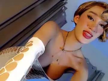 Girls: Stay up-to-date with the new immersive cumshows range and check-out the cutest escorts exhibit their wet clitoris and sweet physiques as they strip off and climax.