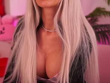 Girls: Stay up-to-date with the new immersive cumshows range and check-out the cutest escorts exhibit their wet clitoris and sweet physiques as they strip off and climax.