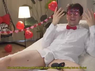 Get enchanted by the vitality and moves of our squirting, brunette and solo webcams. With their steamy costumes and masturbating shows, our gay-couples and nonude cam models are a sight to behold.
