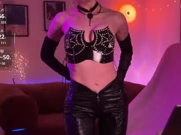 Girls: Stay up-to-date with the new immersive cumshows range and check-out the cutest escorts exhibit their wet clitoris and sweet physiques as they strip off and climax.