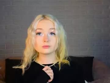 Girls: Stay up-to-date with the new immersive cumshows range and check-out the cutest escorts exhibit their wet clitoris and sweet physiques as they strip off and climax.