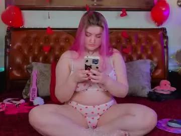 Girls: Stay up-to-date with the new immersive cumshows range and check-out the cutest escorts exhibit their wet clitoris and sweet physiques as they strip off and climax.