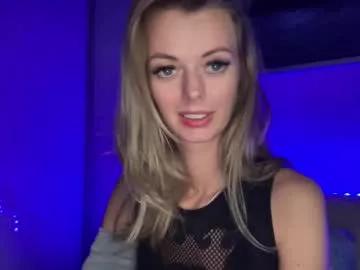 Girls: Stay up-to-date with the new immersive cumshows range and check-out the cutest escorts exhibit their wet clitoris and sweet physiques as they strip off and climax.