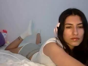 vibingwithchloe from Chaturbate
