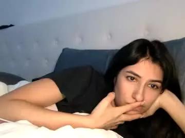 vibingwithchloe from Chaturbate