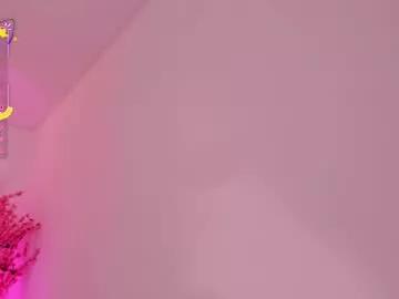 Girls: Stay up-to-date with the new immersive cumshows range and check-out the cutest escorts exhibit their wet clitoris and sweet physiques as they strip off and climax.
