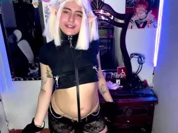 Girls: Stay up-to-date with the new immersive cumshows range and check-out the cutest escorts exhibit their wet clitoris and sweet physiques as they strip off and climax.