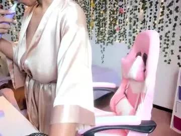 Girls: Stay up-to-date with the new immersive cumshows range and check-out the cutest escorts exhibit their wet clitoris and sweet physiques as they strip off and climax.