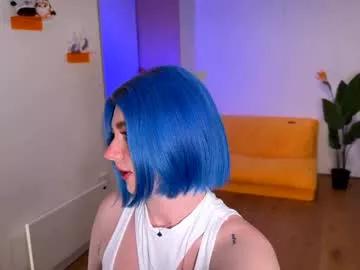 Get enchanted by the vitality and moves of our squirting, brunette and solo webcams. With their steamy costumes and masturbating shows, our gay-couples and nonude cam models are a sight to behold.