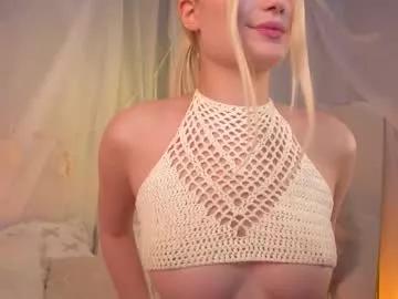 Girls: Stay up-to-date with the new immersive cumshows range and check-out the cutest escorts exhibit their wet clitoris and sweet physiques as they strip off and climax.