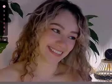 Girls: Stay up-to-date with the new immersive cumshows range and check-out the cutest escorts exhibit their wet clitoris and sweet physiques as they strip off and climax.