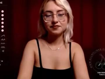Girls: Stay up-to-date with the new immersive cumshows range and check-out the cutest escorts exhibit their wet clitoris and sweet physiques as they strip off and climax.