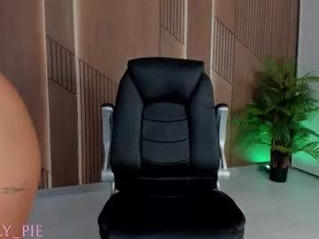xjelly_piee from Chaturbate is Freechat