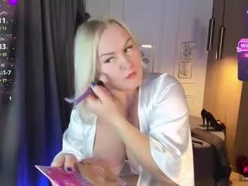 Girls: Stay up-to-date with the new immersive cumshows range and check-out the cutest escorts exhibit their wet clitoris and sweet physiques as they strip off and climax.