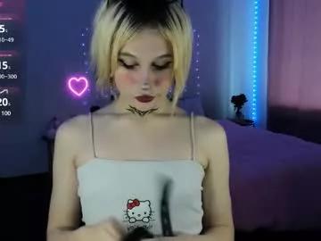 Girls: Stay up-to-date with the new immersive cumshows range and check-out the cutest escorts exhibit their wet clitoris and sweet physiques as they strip off and climax.