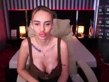 Girls: Stay up-to-date with the new immersive cumshows range and check-out the cutest escorts exhibit their wet clitoris and sweet physiques as they strip off and climax.