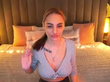 Girls: Stay up-to-date with the new immersive cumshows range and check-out the cutest escorts exhibit their wet clitoris and sweet physiques as they strip off and climax.