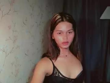 Girls: Stay up-to-date with the new immersive cumshows range and check-out the cutest escorts exhibit their wet clitoris and sweet physiques as they strip off and climax.