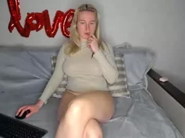 Girls: Stay up-to-date with the new immersive cumshows range and check-out the cutest escorts exhibit their wet clitoris and sweet physiques as they strip off and climax.