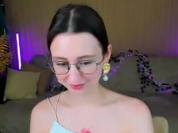 yourlovelystoryy from Chaturbate is Freechat