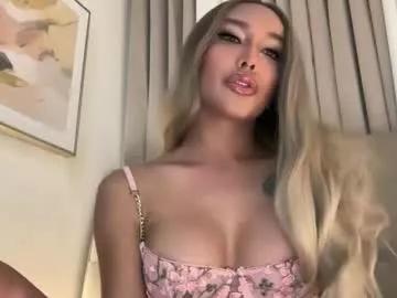 Girls: Stay up-to-date with the new immersive cumshows range and check-out the cutest escorts exhibit their wet clitoris and sweet physiques as they strip off and climax.