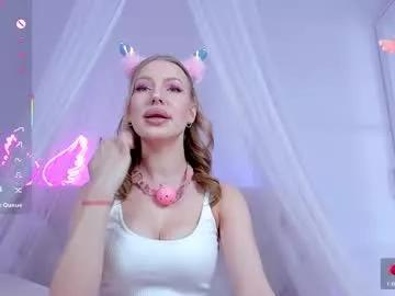 Girls: Stay up-to-date with the new immersive cumshows range and check-out the cutest escorts exhibit their wet clitoris and sweet physiques as they strip off and climax.