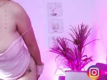 Girls: Stay up-to-date with the new immersive cumshows range and check-out the cutest escorts exhibit their wet clitoris and sweet physiques as they strip off and climax.
