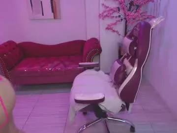 Girls: Stay up-to-date with the new immersive cumshows range and check-out the cutest escorts exhibit their wet clitoris and sweet physiques as they strip off and climax.
