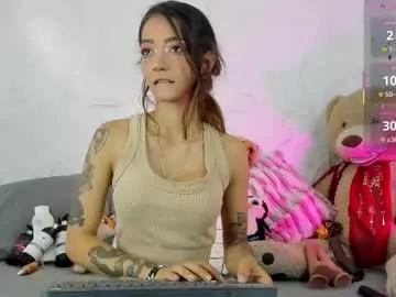 Girls: Stay up-to-date with the new immersive cumshows range and check-out the cutest escorts exhibit their wet clitoris and sweet physiques as they strip off and climax.