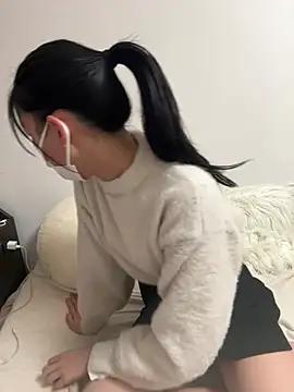 Get enchanted by the vitality and moves of our squirting, brunette and solo webcams. With their steamy costumes and masturbating shows, our gay-couples and nonude cam models are a sight to behold.