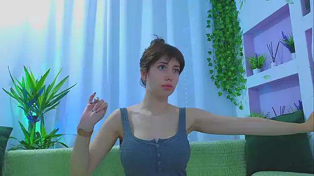-Violetttttka from StripChat is Freechat