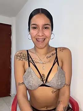 18cuteanita from StripChat is Freechat