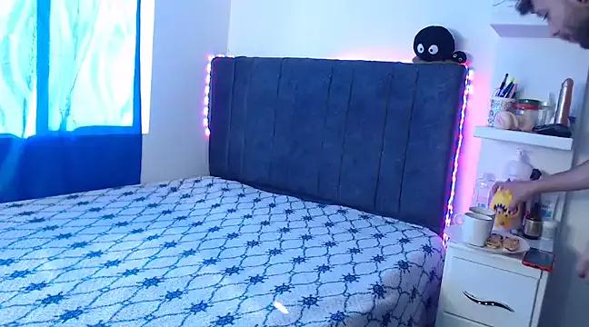 Girls: Stay up-to-date with the new immersive cumshows range and check-out the cutest escorts exhibit their wet clitoris and sweet physiques as they strip off and climax.