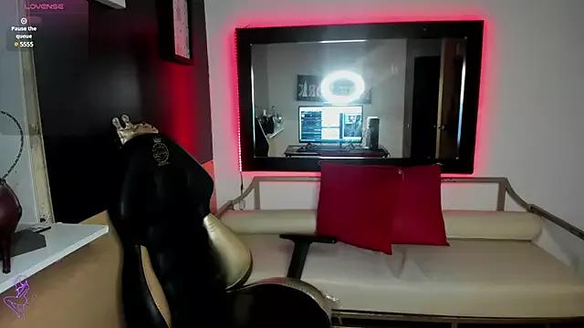 Girls: Stay up-to-date with the new immersive cumshows range and check-out the cutest escorts exhibit their wet clitoris and sweet physiques as they strip off and climax.